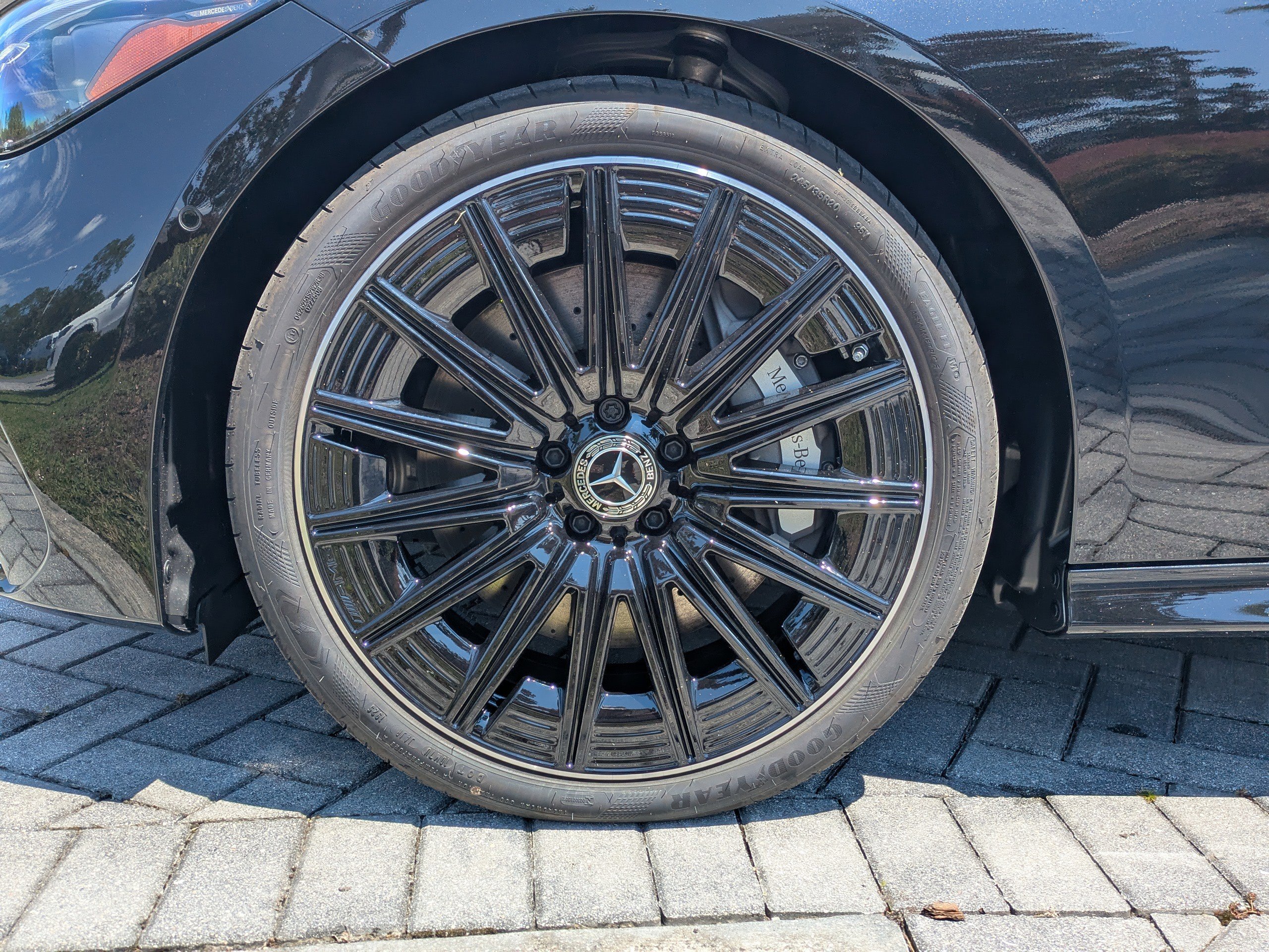 New 2026 Mercedes-Benz CLE 450 4MATIC Cabriolet image 3