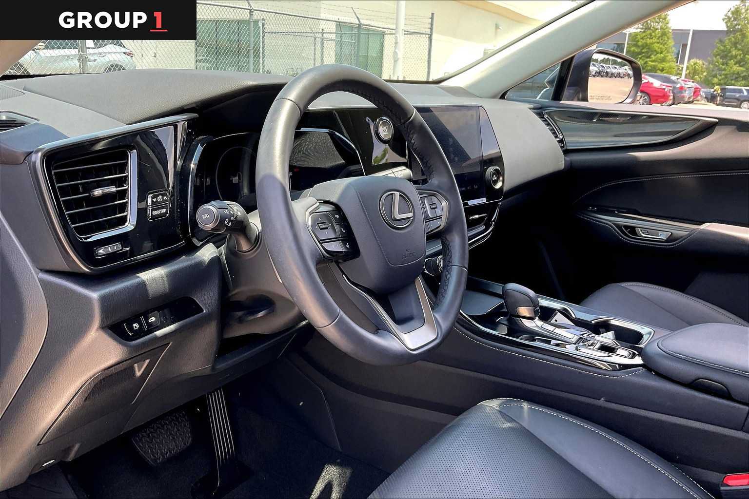 Used 2024 Lexus NX 250 FWD w/ Towing Package (2000 Lbs) image 15