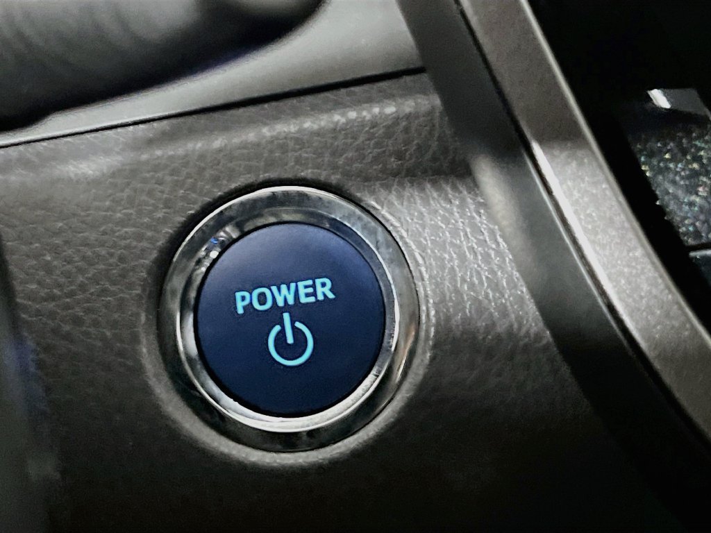 Used 2022 Toyota Camry SE w/ Audio Upgrade Package FWD image 20