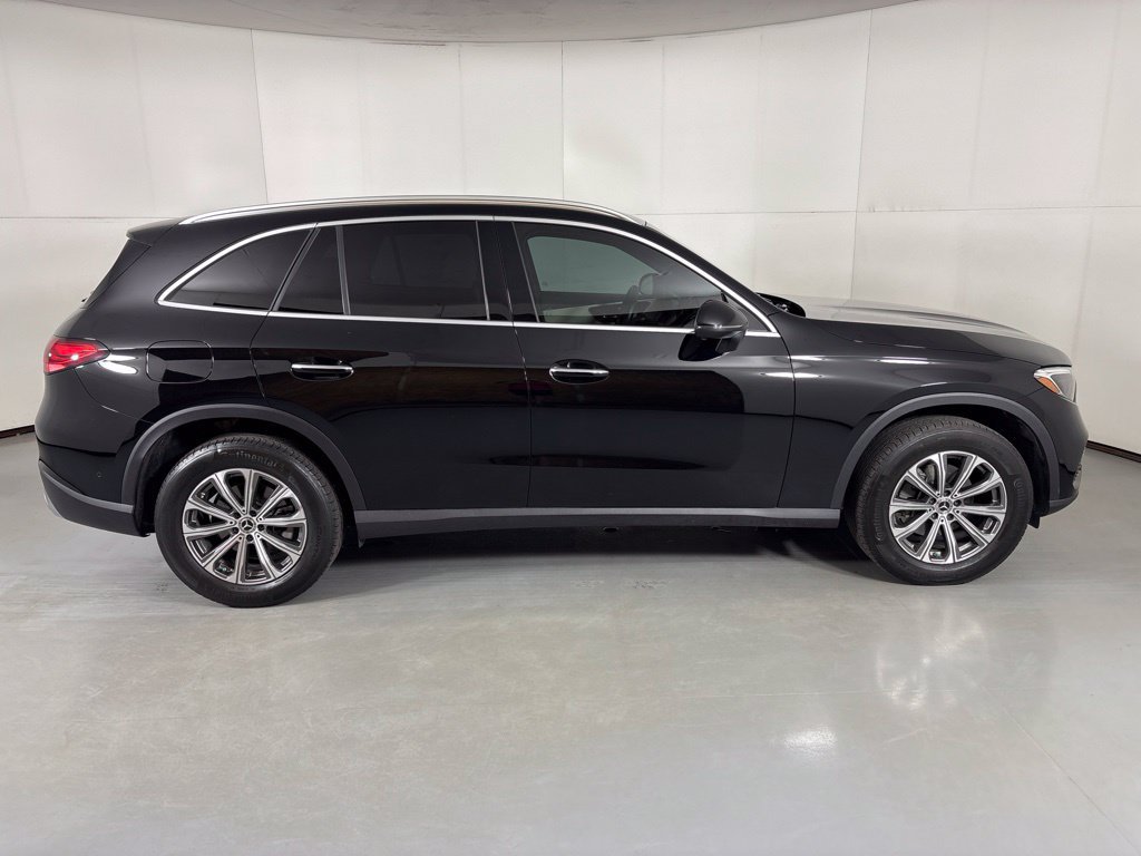 Used 2025 Mercedes-Benz GLC 300 image 9