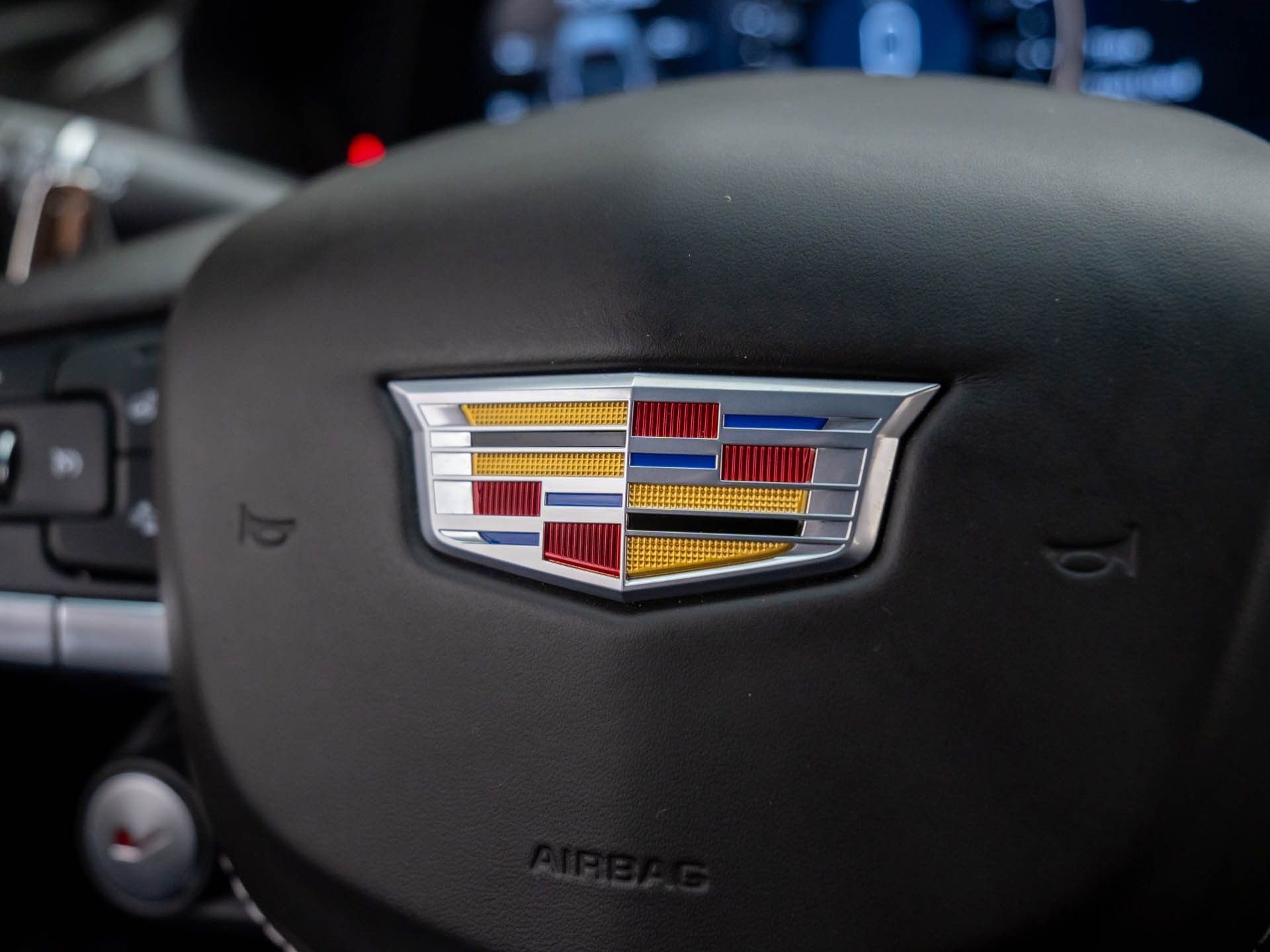 Certified 2025 Cadillac CT4 V Blackwing w/ Carbon Fiber 1 Package image 31