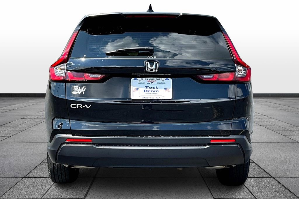 Used 2023 Honda CR-V LX image 4