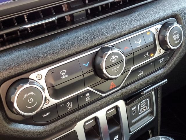 Used 2026 Jeep Wrangler Sport AWD/4WD image 18