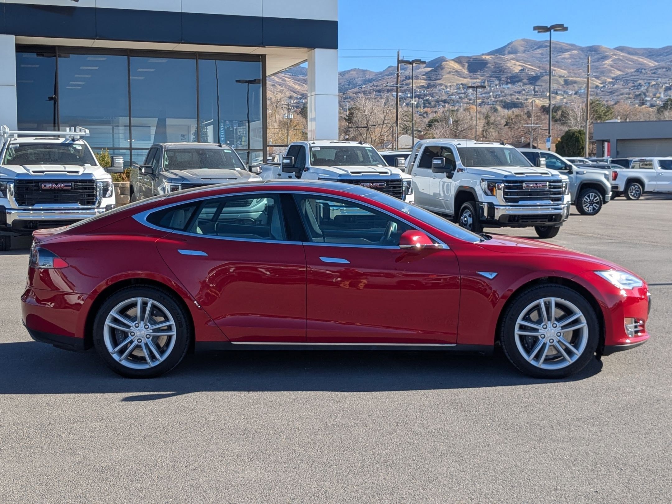 Used 2015 Tesla Model S 85D image 6