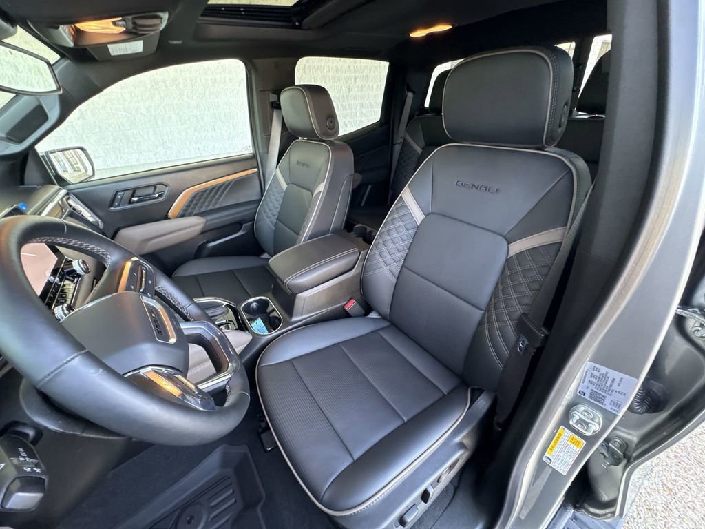 Certified 2024 GMC Canyon Denali AWD/4WD image 20