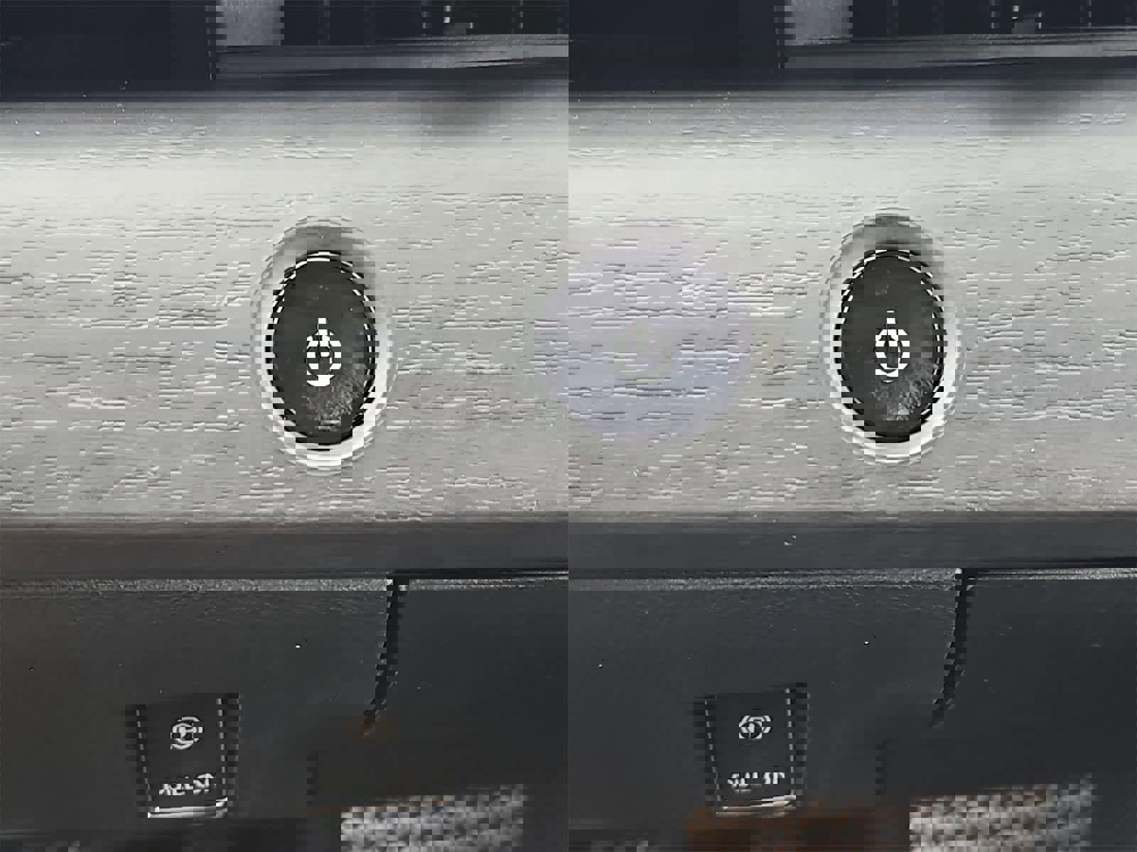 Used 2024 Nissan Ariya FWD image 24