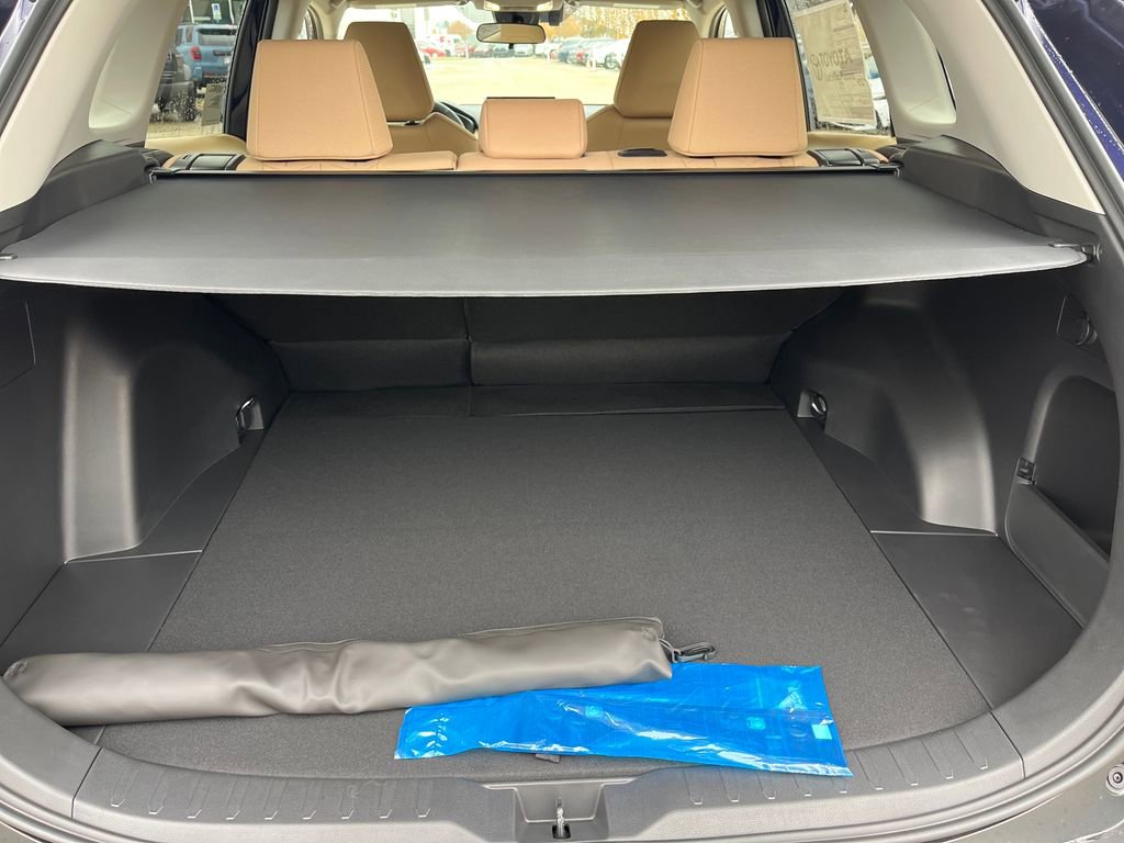 New 2025 Toyota RAV4 XLE image 23