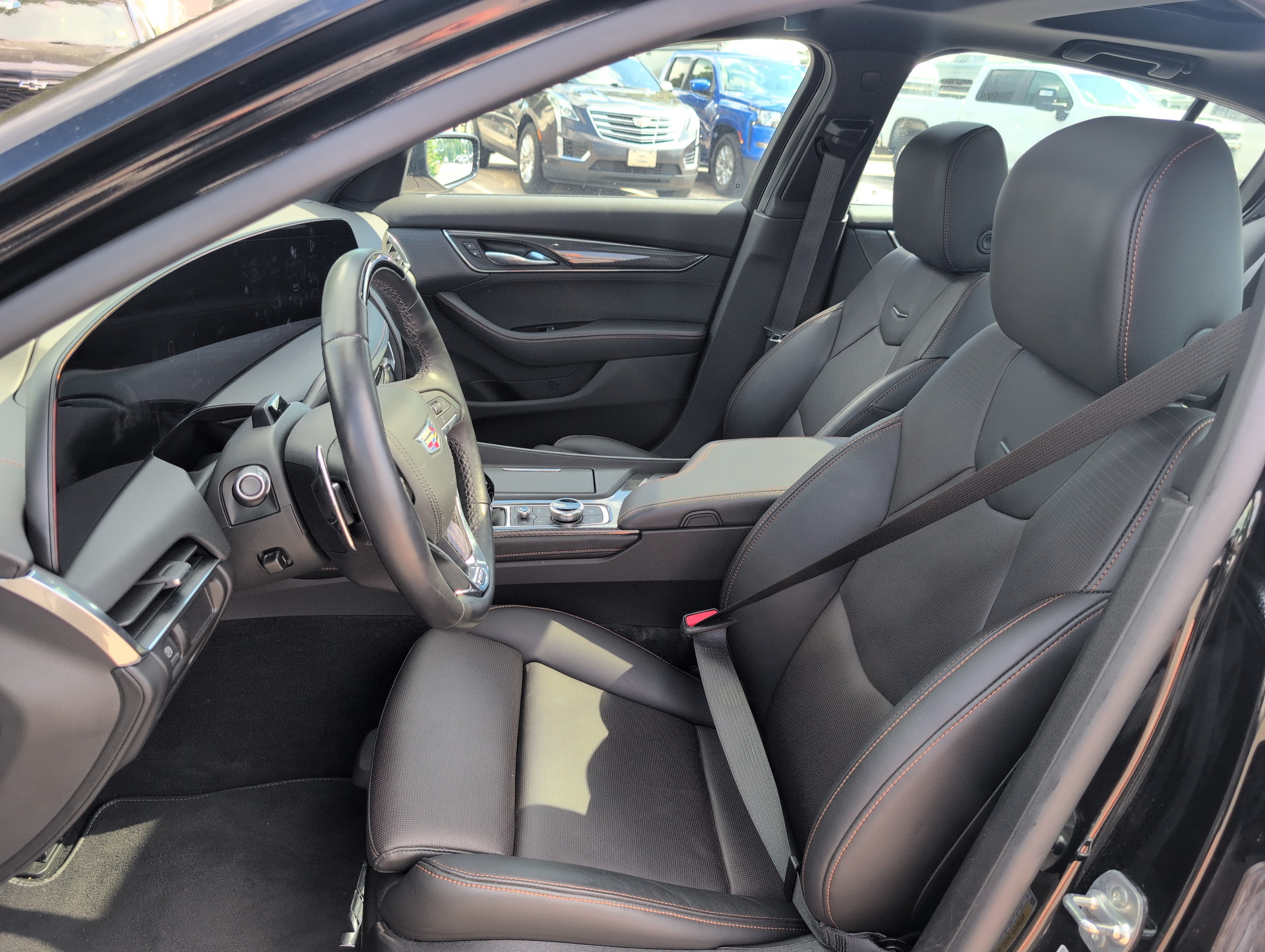 Certified 2025 Cadillac CT5 V w/ LPO, Blue Accent Package RWD image 14