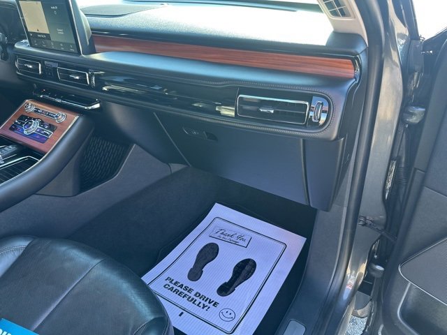 Used 2020 Lincoln Aviator Reserve w/ Elements Package Plus image 11