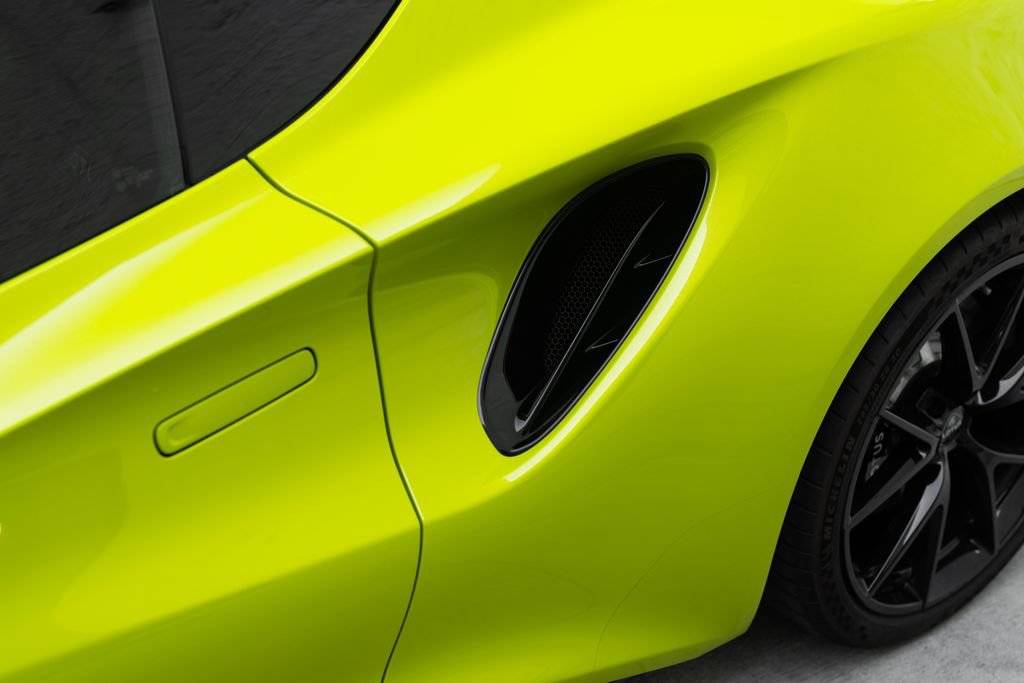 Used 2025 Lotus Emira RWD image 8