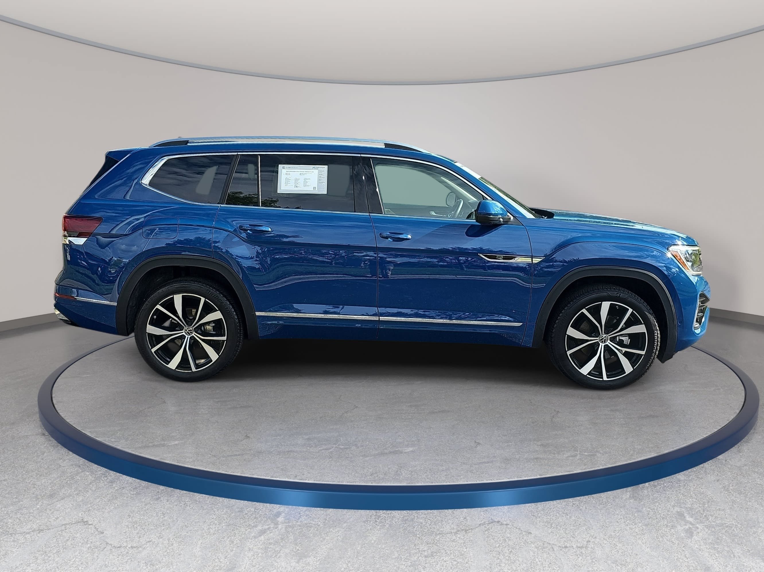 Certified 2026 Volkswagen Atlas SEL Premium R-Line AWD/4WD image 4