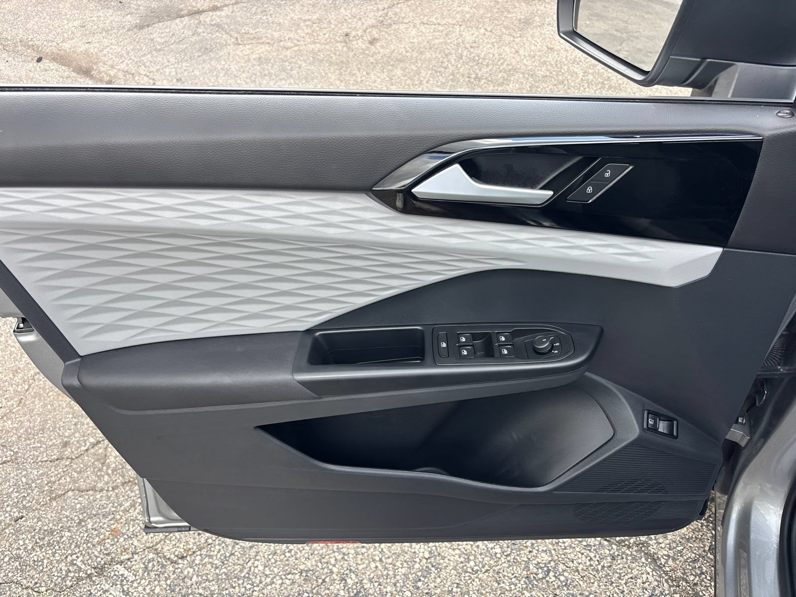 Certified 2023 Volkswagen Taos S FWD image 10