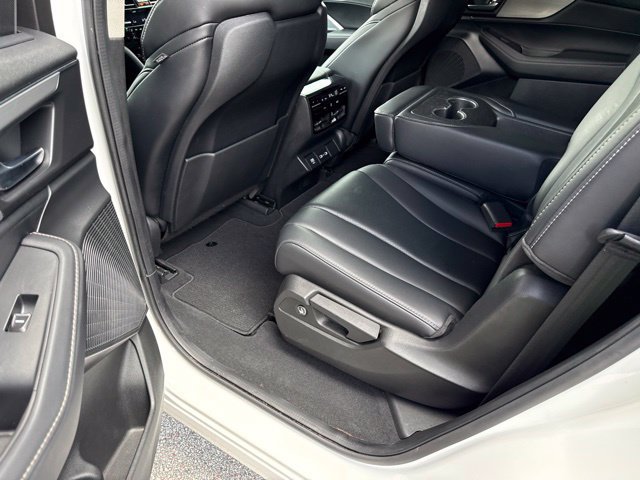 Used 2023 Acura MDX w/ Technology Package FWD image 26