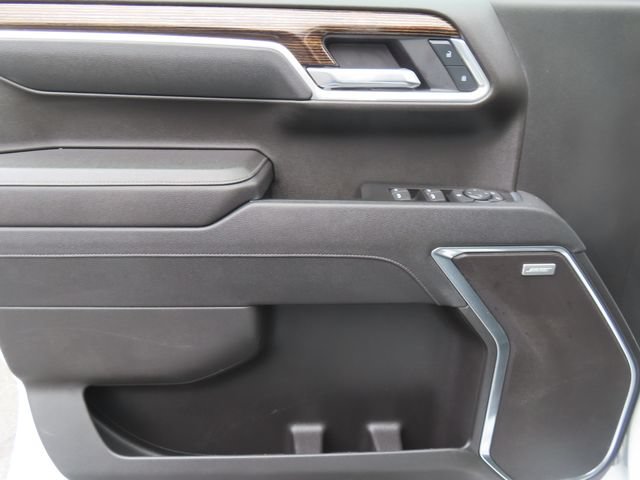 Certified 2025 GMC Sierra 1500 Elevation w/ Elevation Premium Package AWD/4WD image 13