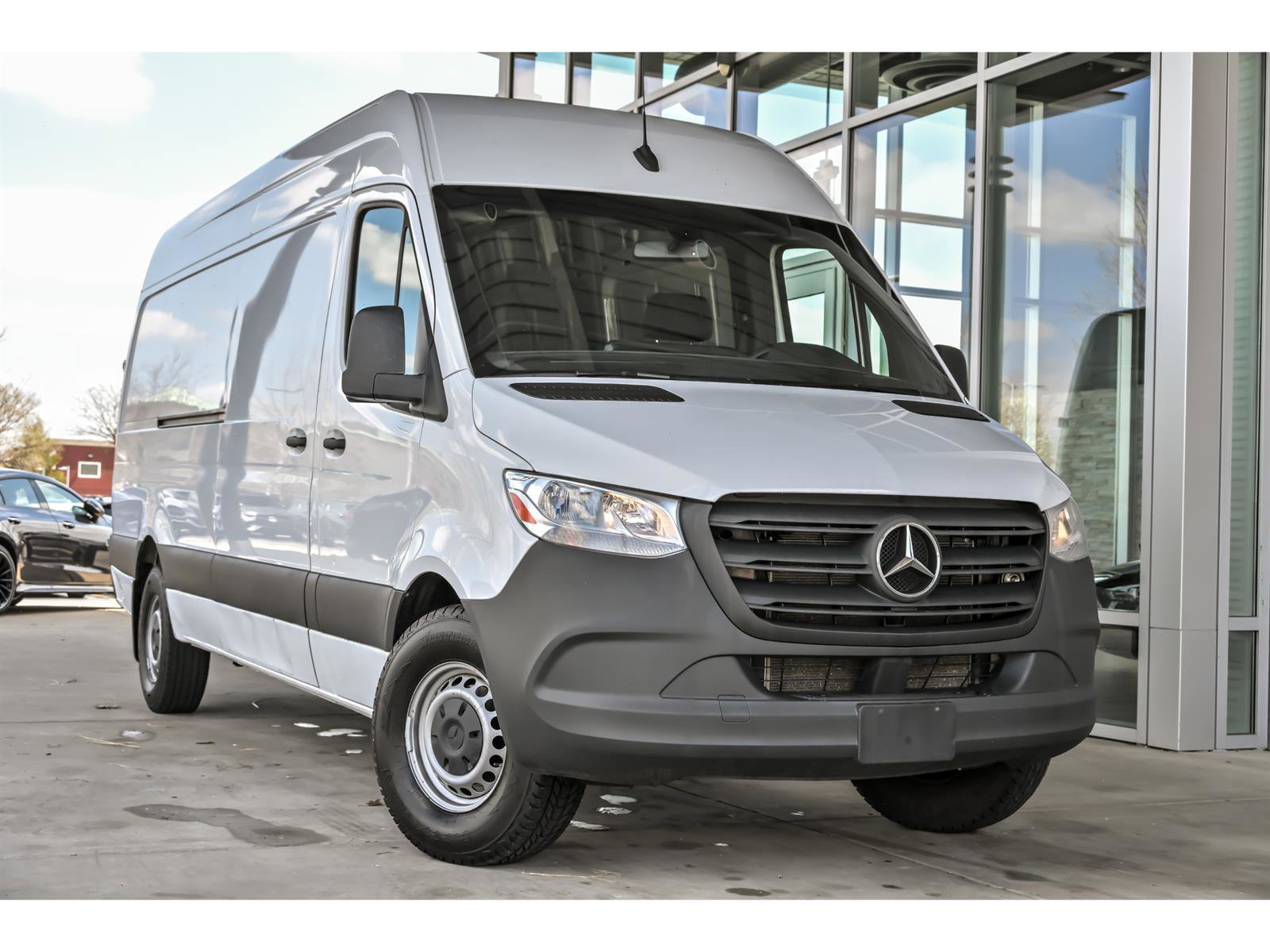Used 2023 Mercedes-Benz Sprinter 2500 image 1
