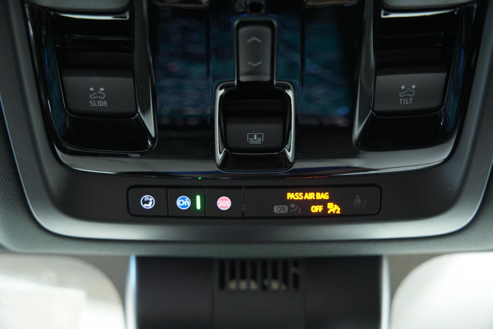 New 2026 GMC Yukon XL AT4 w/ AT4 Premium Plus Package AWD/4WD image 48