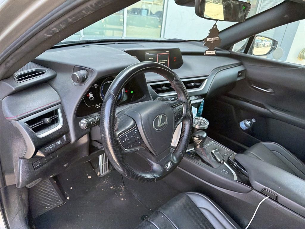 Used 2022 Lexus UX 250h F Sport w/ F Sport Premium Package image 8