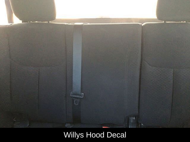 Used 2018 Jeep Wrangler Unlimited Sport image 33