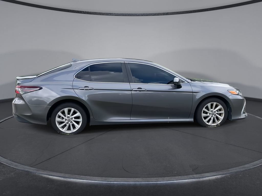 Used 2023 Toyota Camry LE FWD image 9