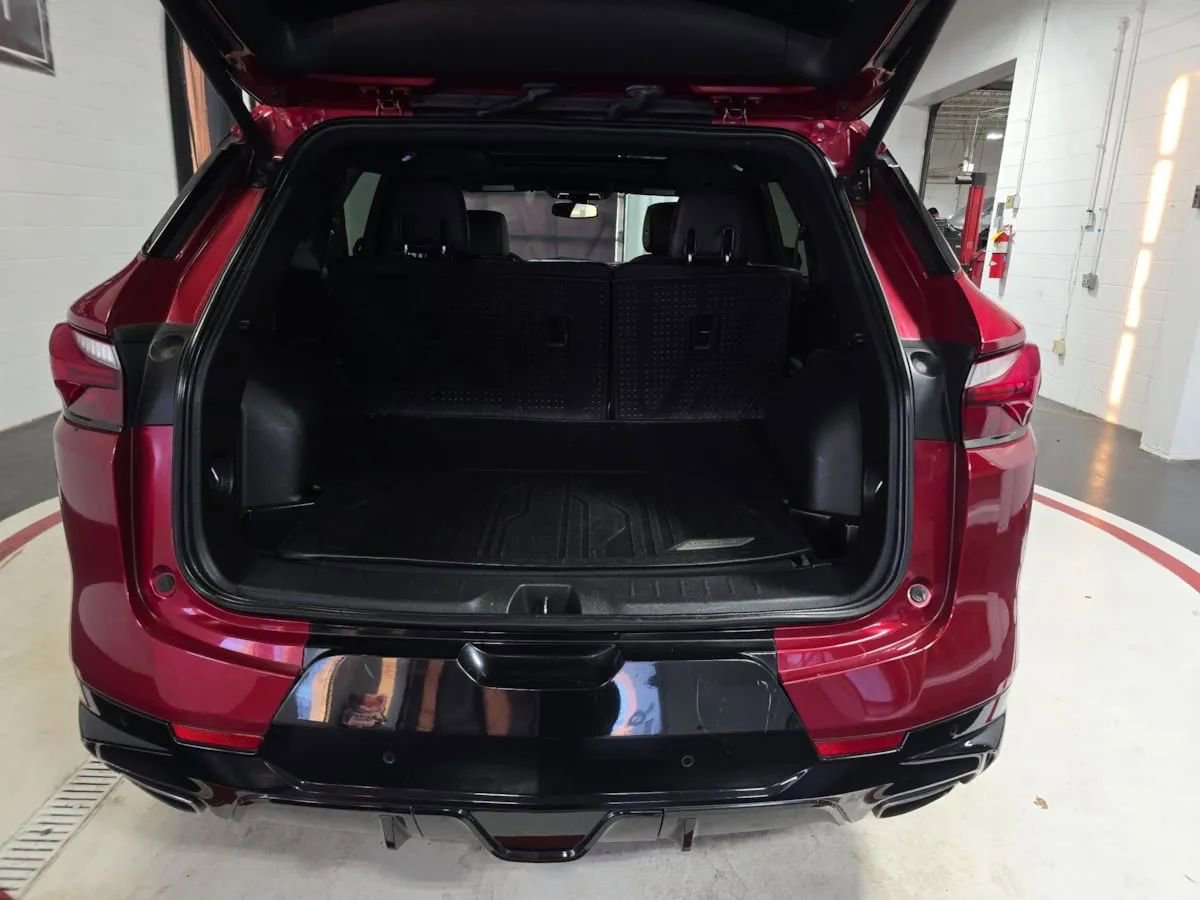 Used 2019 Chevrolet Blazer RS w/ Sun and Wheels Package image 12