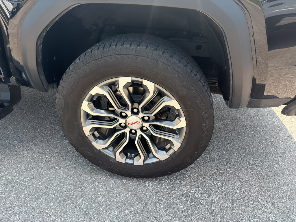Used 2024 GMC Canyon Denali AWD/4WD image 29