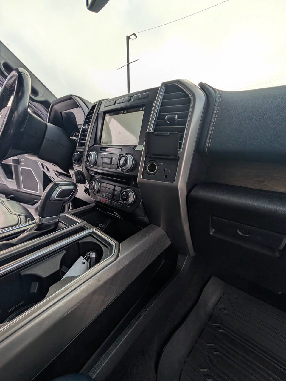 Used 2018 Ford F150 Limited AWD/4WD image 38