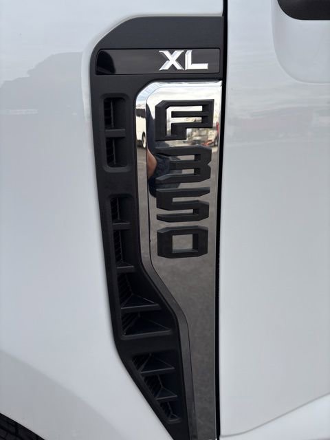 New 2026 Ford F350 XL w/ XL Driver Assist Package image 12