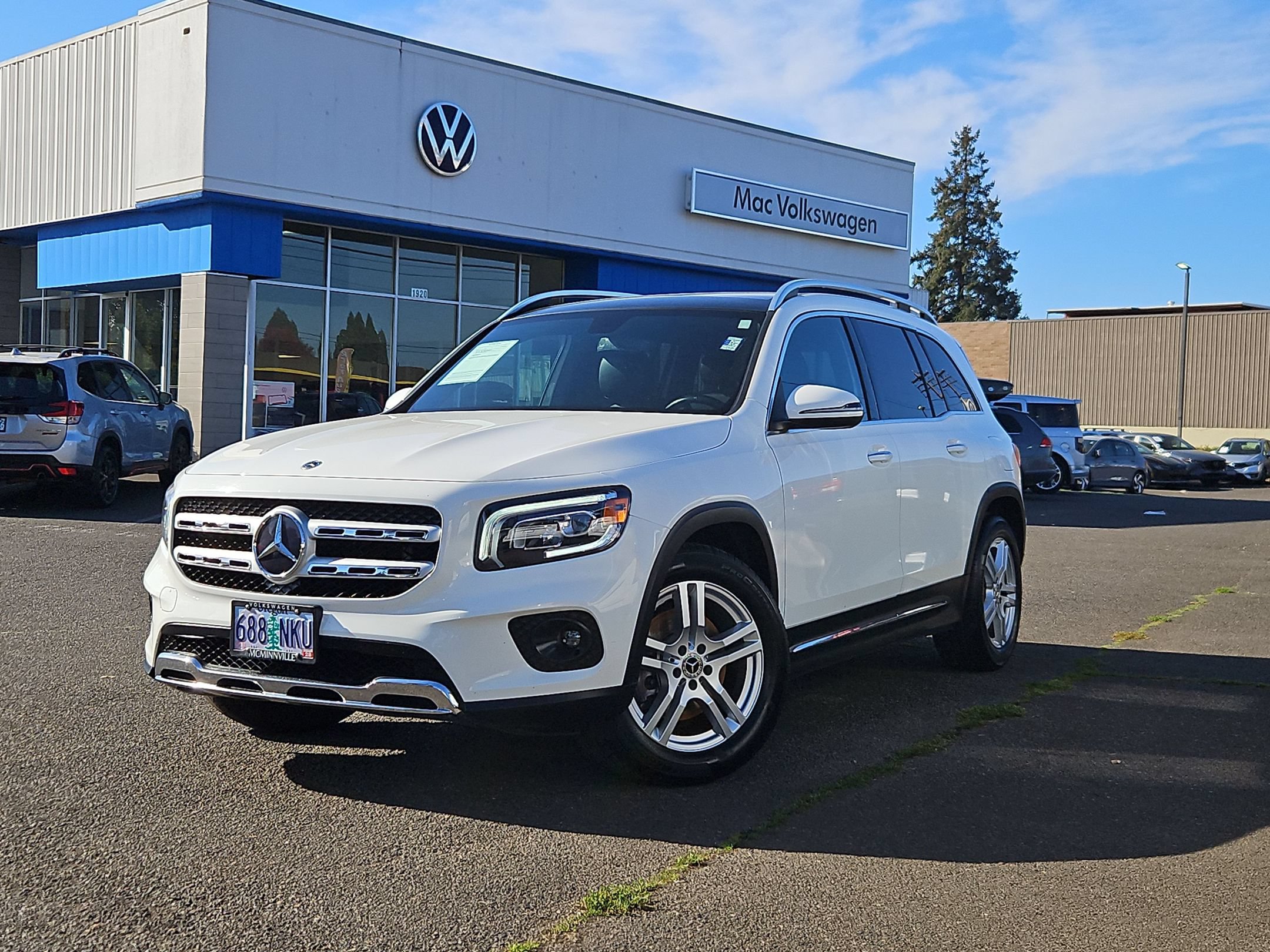 Used 2021 Mercedes-Benz GLB 250 4MATIC image 1