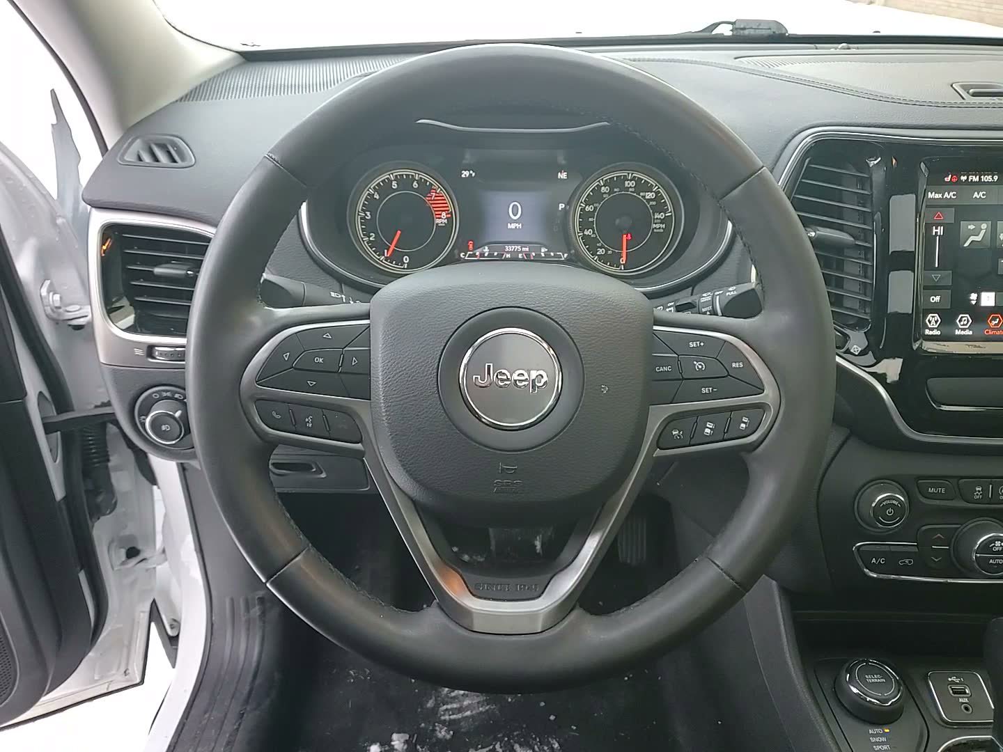 Used 2022 Jeep Cherokee Limited AWD/4WD image 20