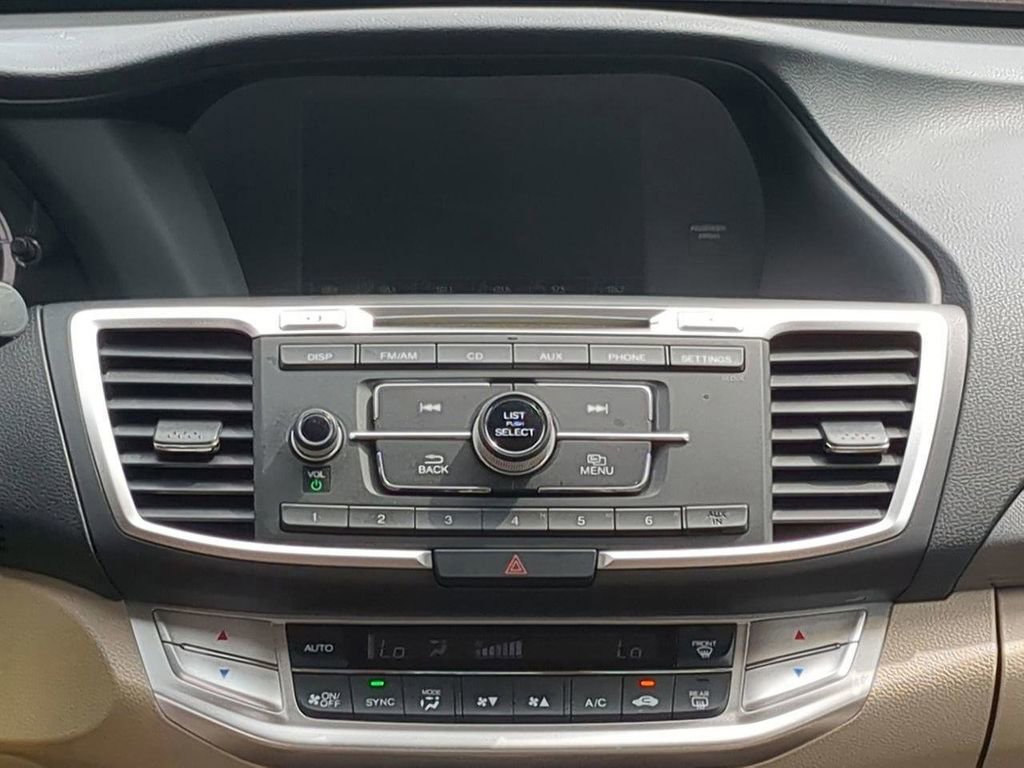 Used 2014 Honda Accord LX image 18