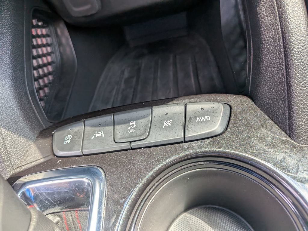 Used 2023 Chevrolet TrailBlazer RS w/ Sun and Liftgate Package AWD/4WD image 17
