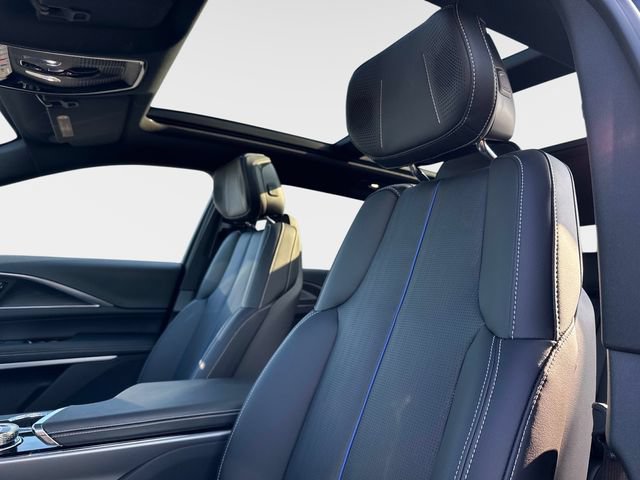 Certified 2025 Cadillac Lyriq Luxury w/ LPO, Floor Liner Package AWD/4WD image 17