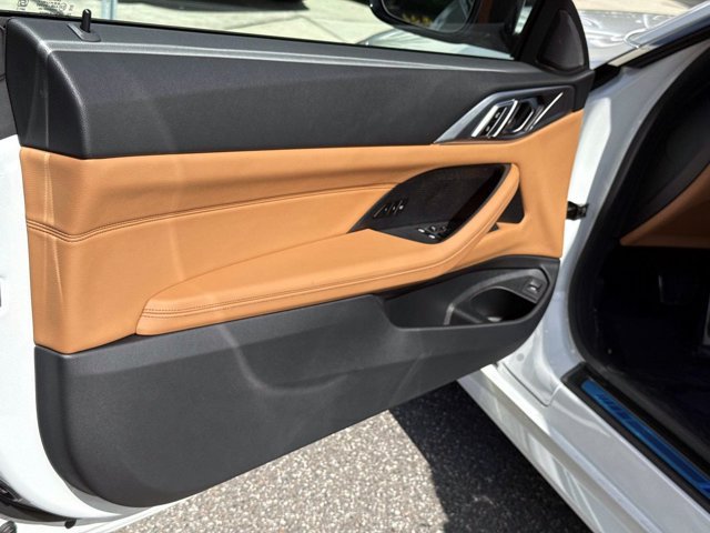 Used 2026 BMW 430i Coupe w/ M Sport Package RWD image 9