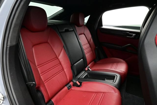 Certified 2023 Porsche Cayenne Turbo GT AWD/4WD image 17