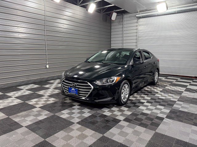 Used 2018 Hyundai Elantra SE w/ Cargo Package image 38