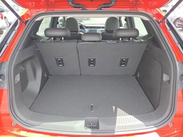 New 2027 Chevrolet Bolt RS w/ Technology Package image 24