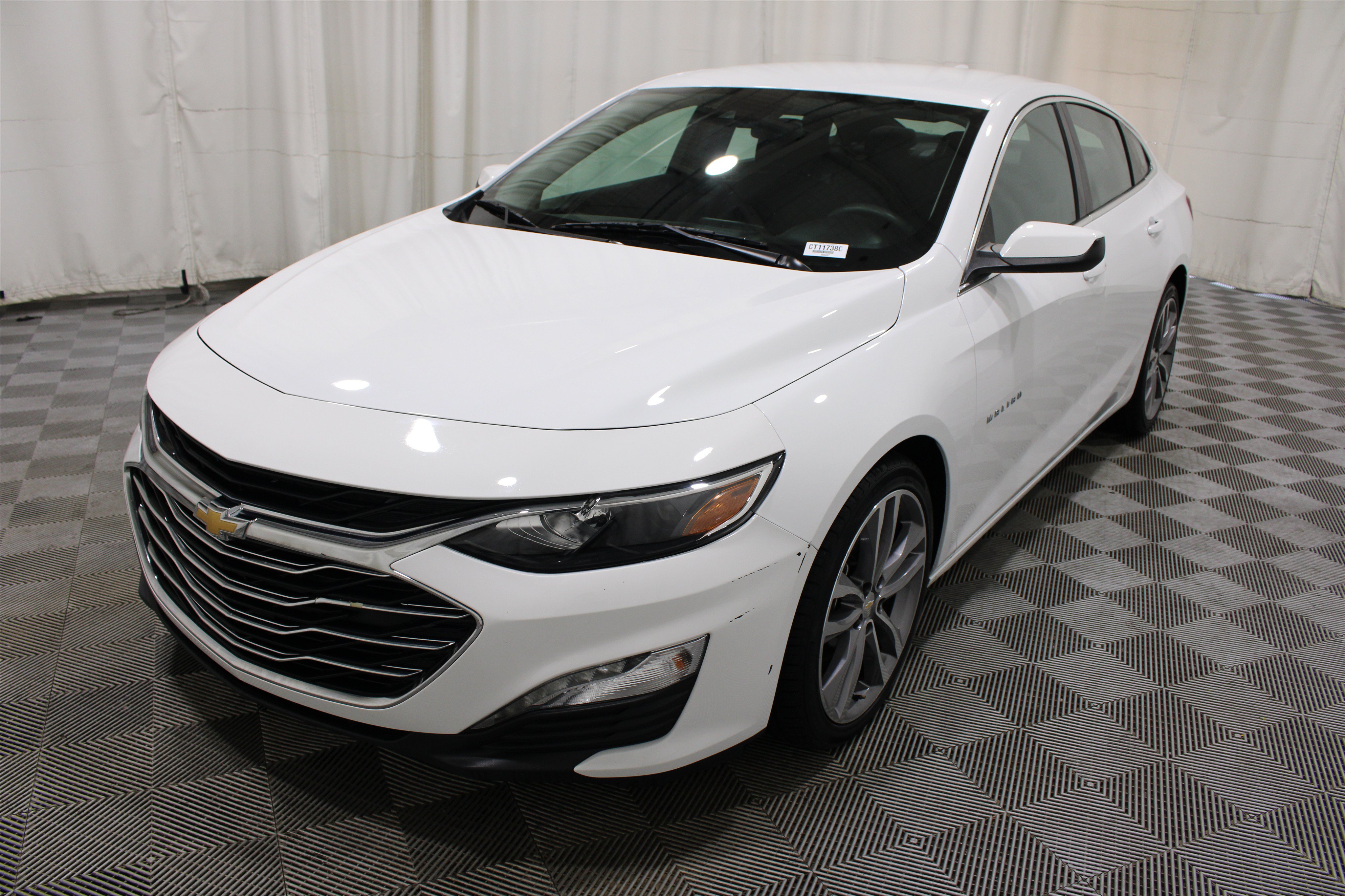 Used 2023 Chevrolet Malibu LT FWD image 34