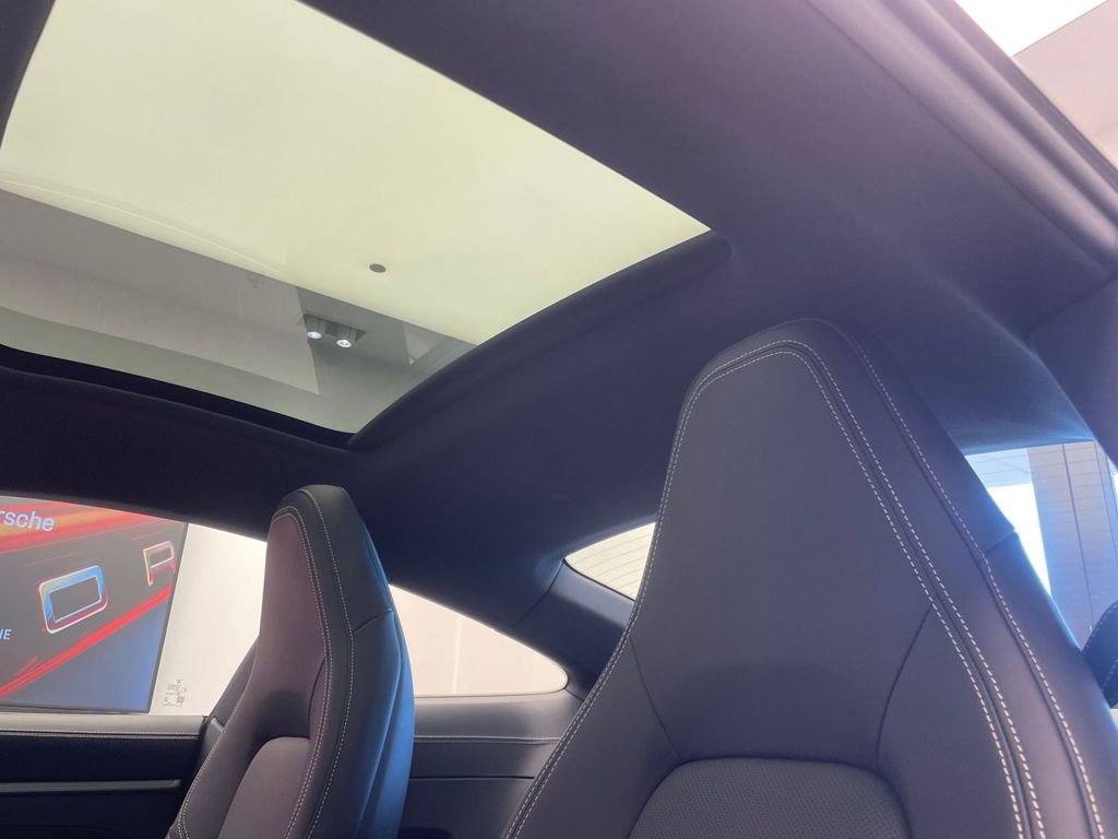 New 2026 Porsche 911 Carrera image 16