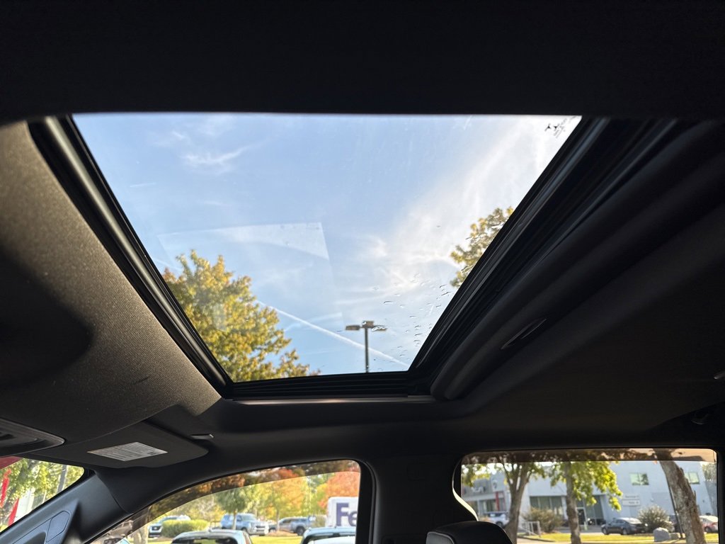 Used 2020 GMC Sierra 1500 AT4 w/ AT4 Premium Package image 29