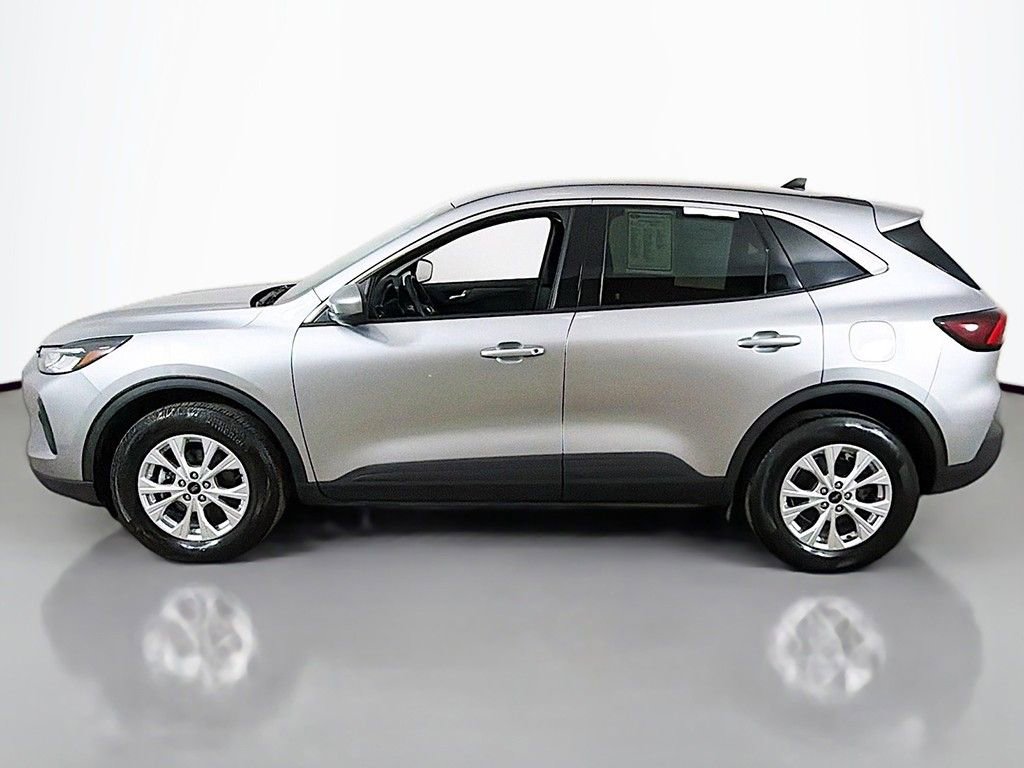 Used 2023 Ford Escape Active w/ Tech Pack #2 image 8