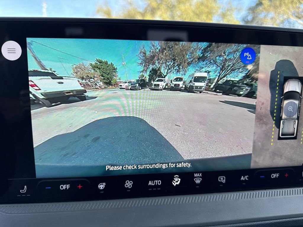 New 2025 Ford Maverick Tremor image 10