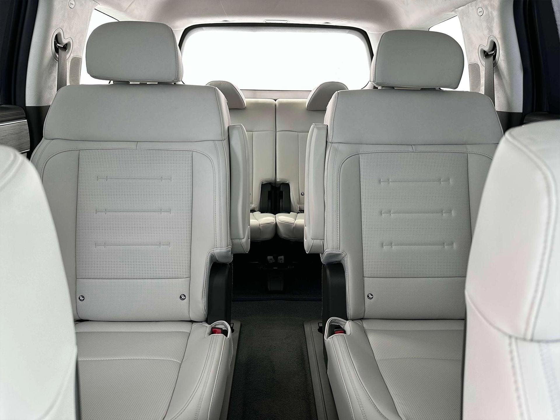 New 2025 Hyundai Santa Fe Calligraphy image 16