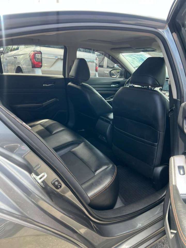 Used 2019 Nissan Altima 2.5 SR w/ SR Premium Package AWD/4WD image 24