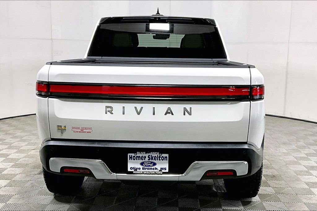 Used 2023 Rivian R1T Adventure image 4