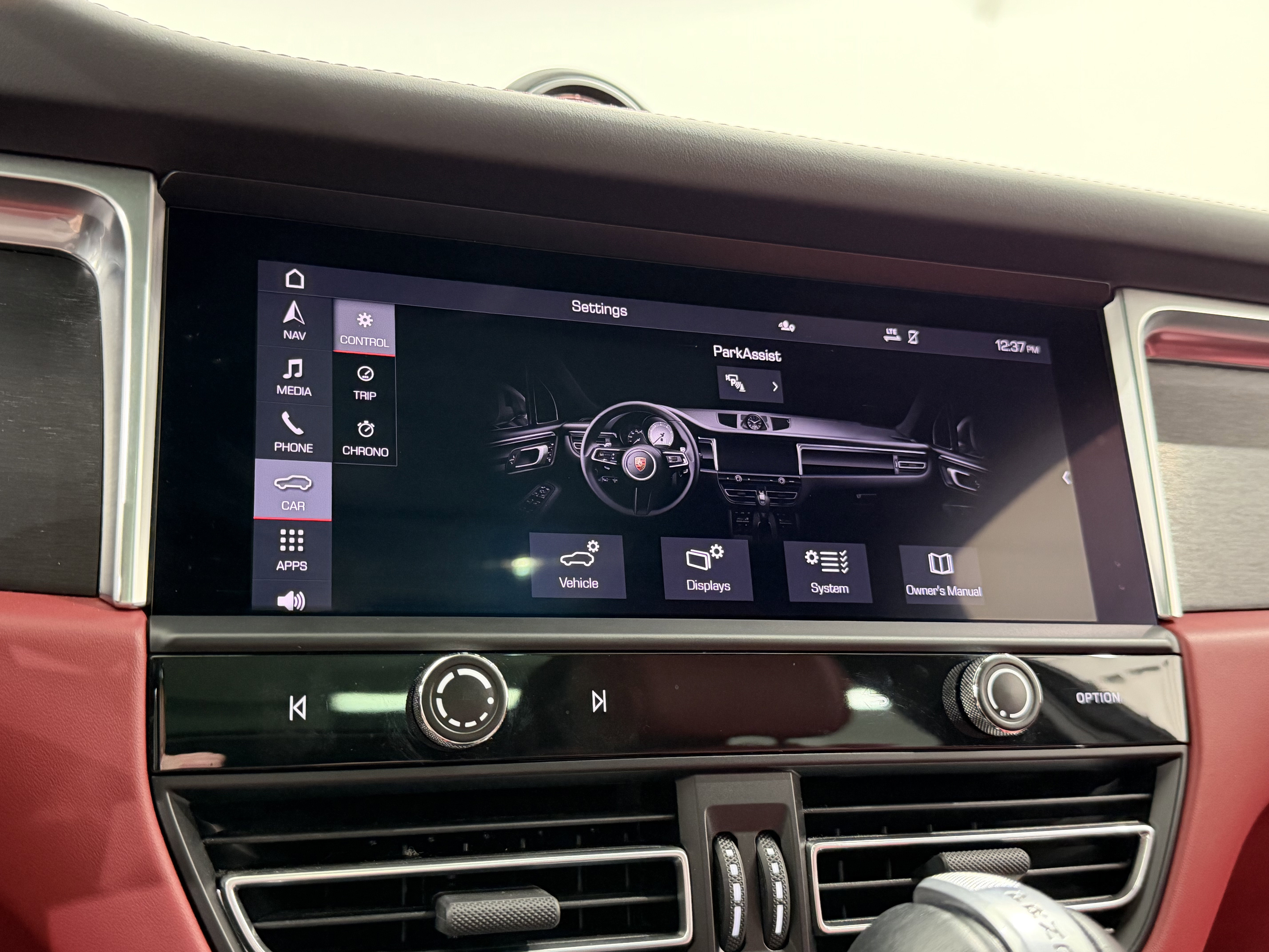 Certified 2024 Porsche Macan GTS image 42