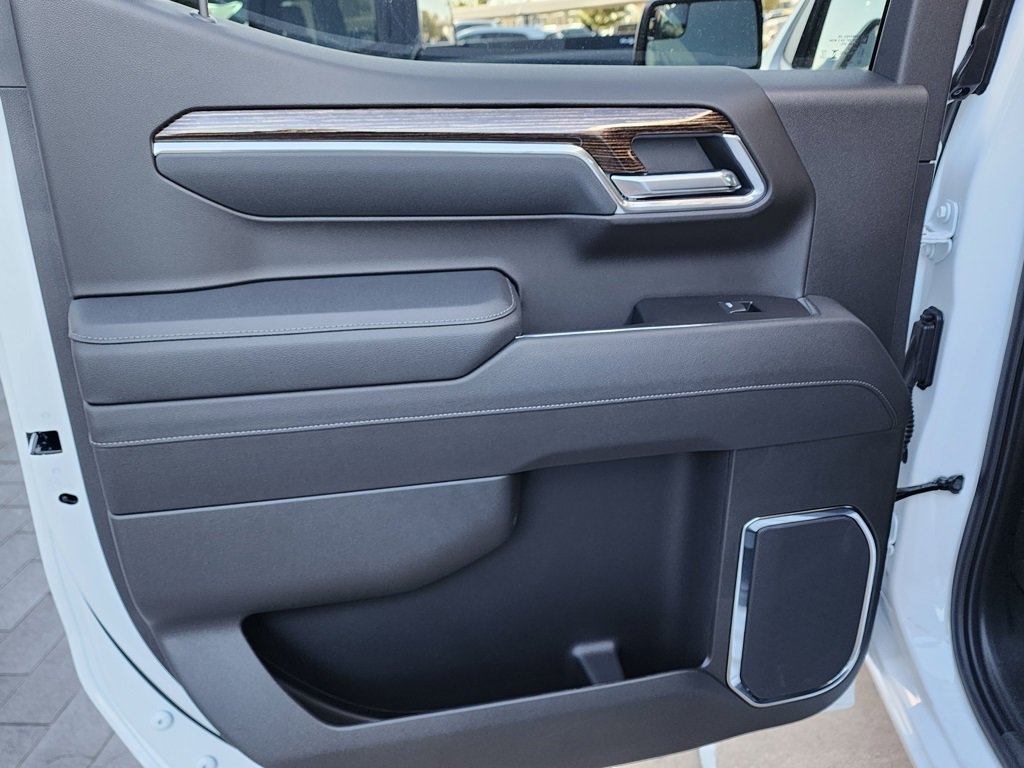 New 2026 GMC Sierra 1500 Elevation image 40
