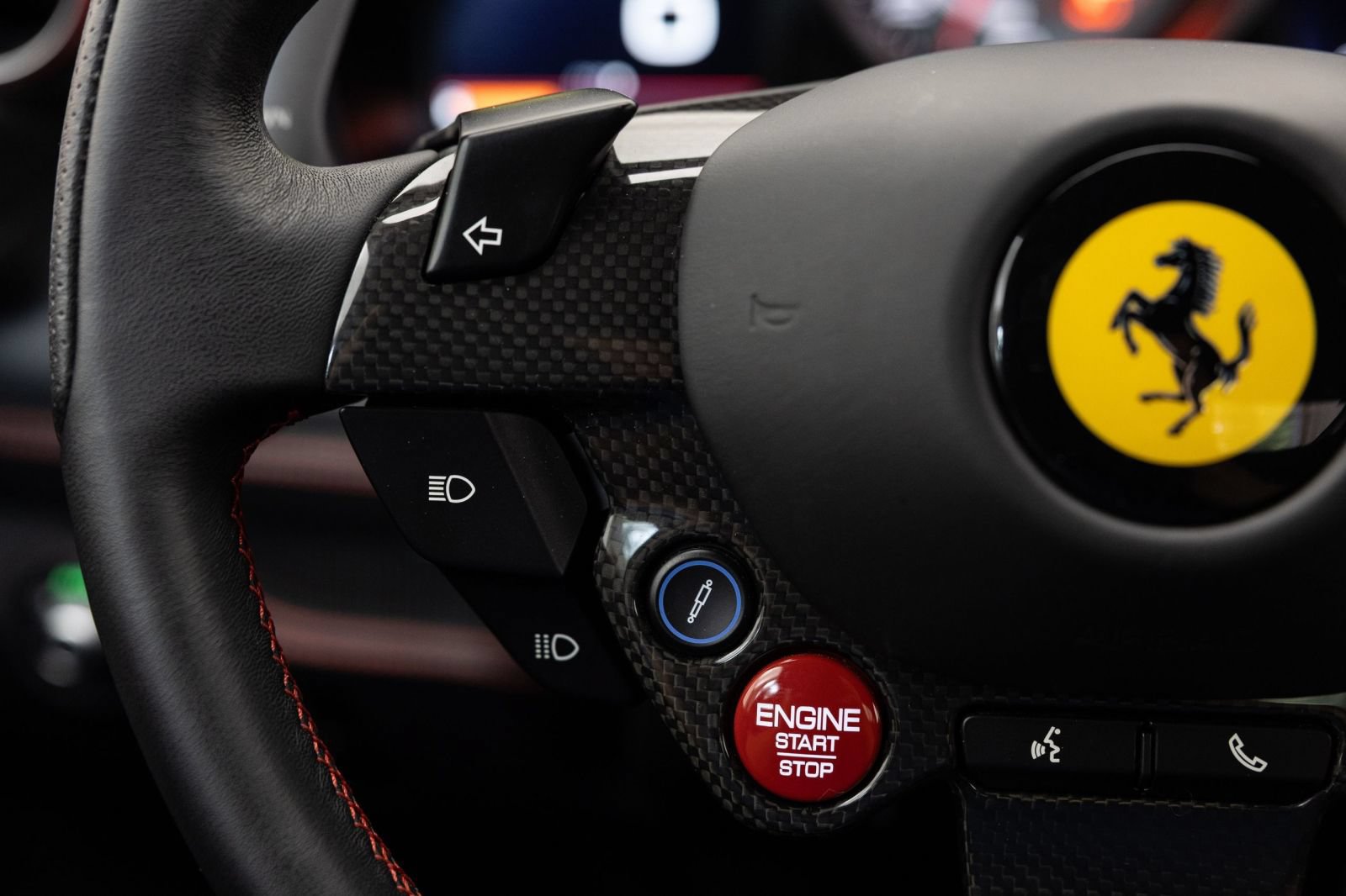Used 2021 Ferrari F8 Tributo RWD image 46