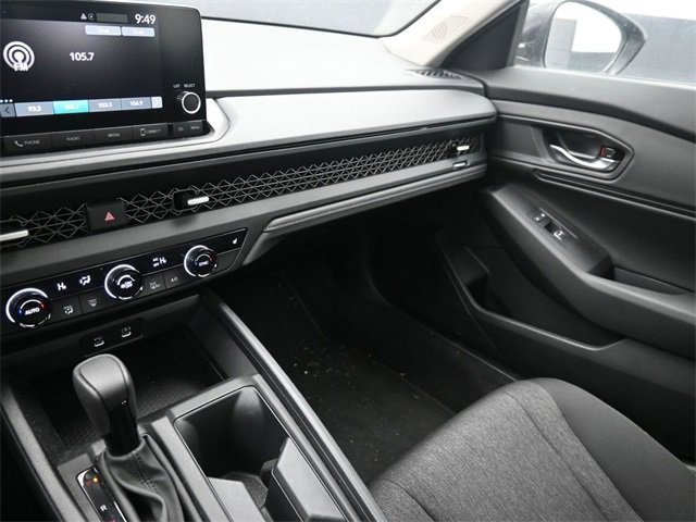 Used 2025 Honda Accord SE image 27