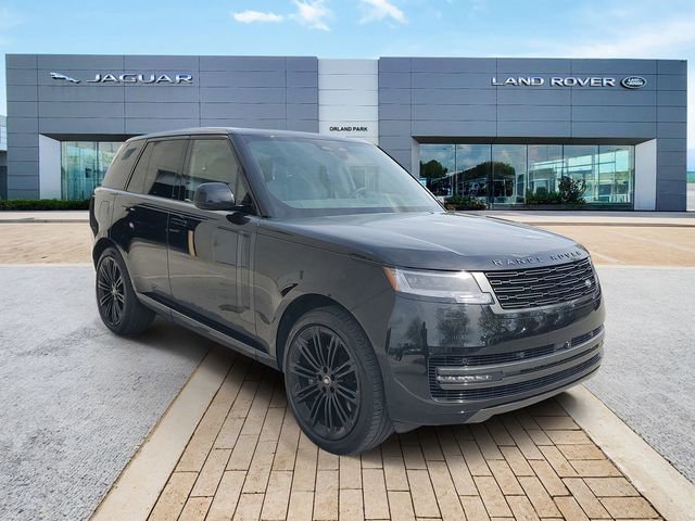 New 2024 Land Rover Range Rover SE AWD/4WD image 2