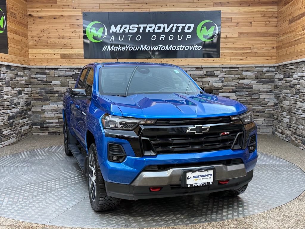 Used 2024 Chevrolet Colorado Z71 w/ Z71 Convenience Package 2 AWD/4WD image 5